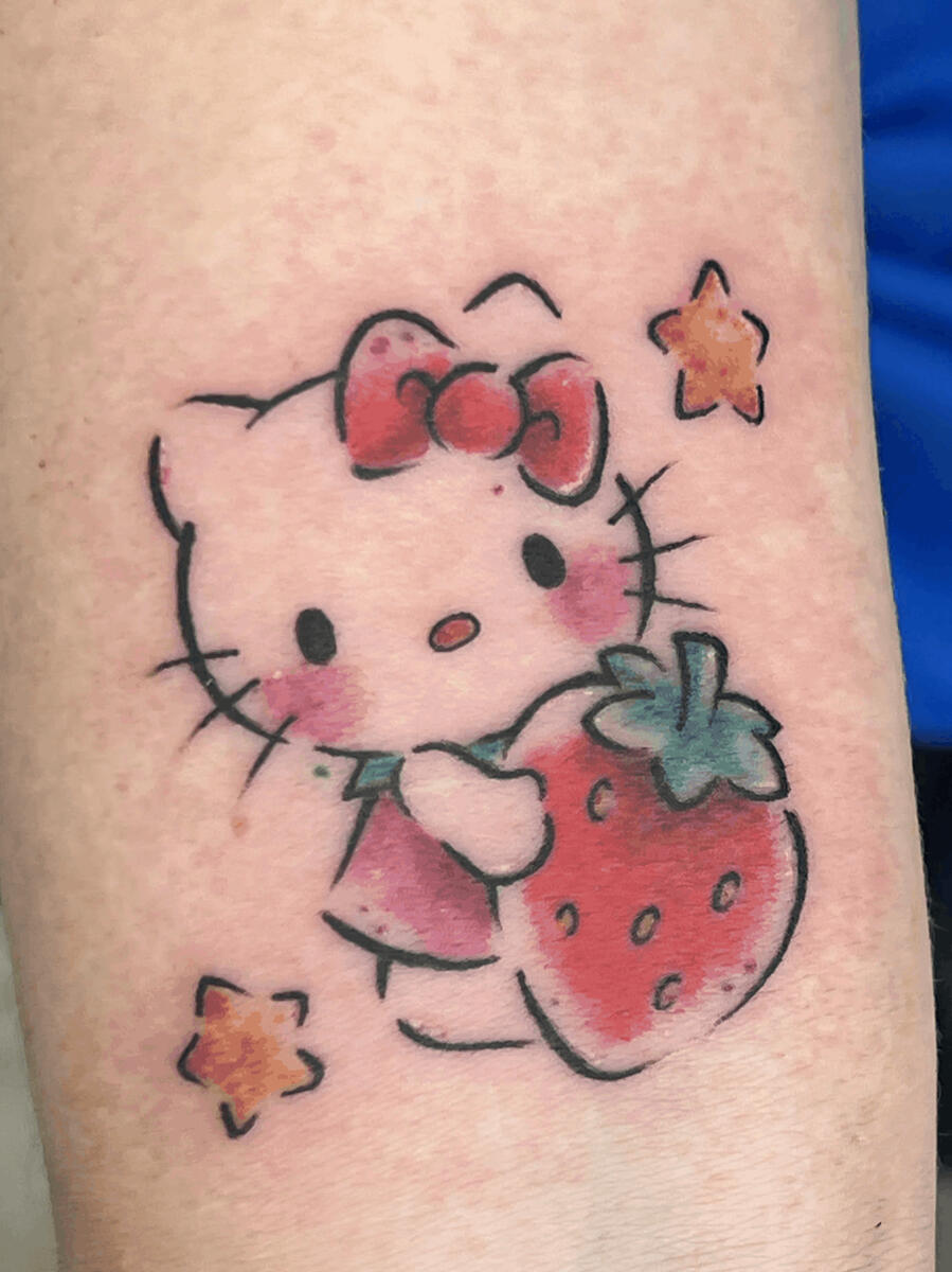 fraisitty tattoo hello kitty fraise kawaii couleur