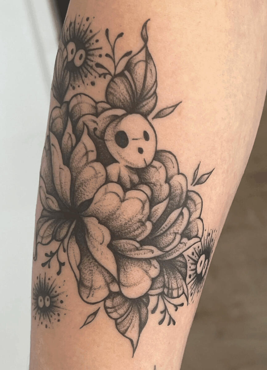 tattoo ghibli noir et blanc sylvain noiraude