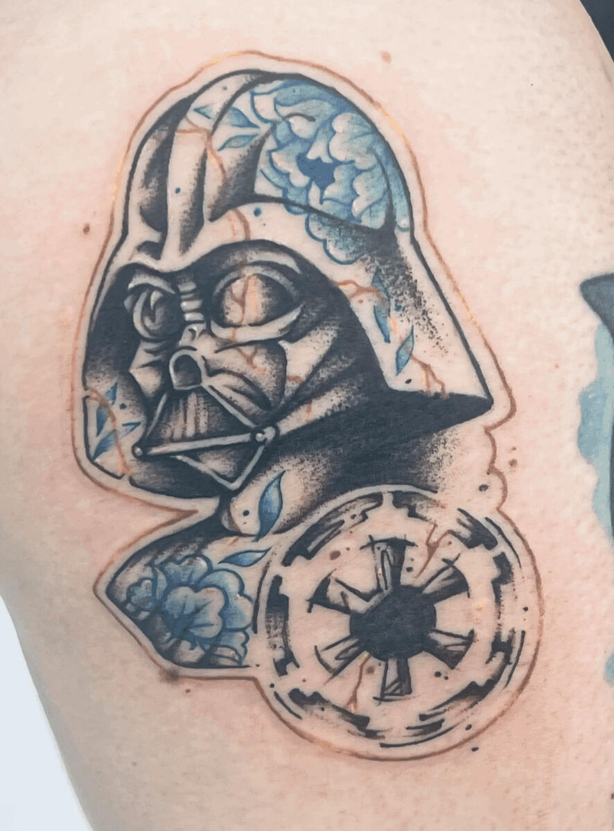 tattoo star wars kintsugi effet porcelaine couleur aquarelle